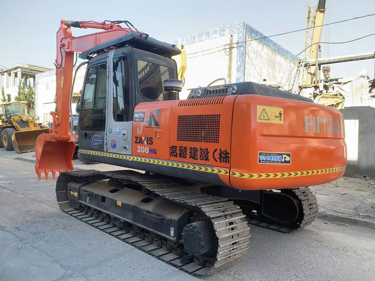 2015 Hitachi Zaxis 200HG crawler excavator, rear three-quarter view 2015 Hitachi Zaxis 200HG crawler excavator, rear three-quarter view