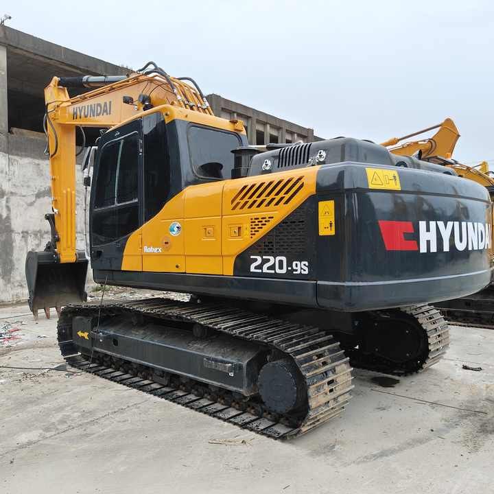 Pelle sur chenilles Hyundai R220LC-9S 2021 Pelle sur chenilles Hyundai R220LC-9S 2021