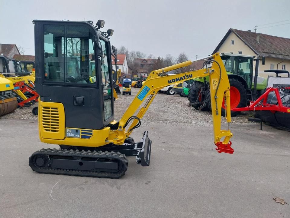 2019 Komatsu PC16R HS mini excavator, side view 2019 Komatsu PC16R HS mini excavator, side view