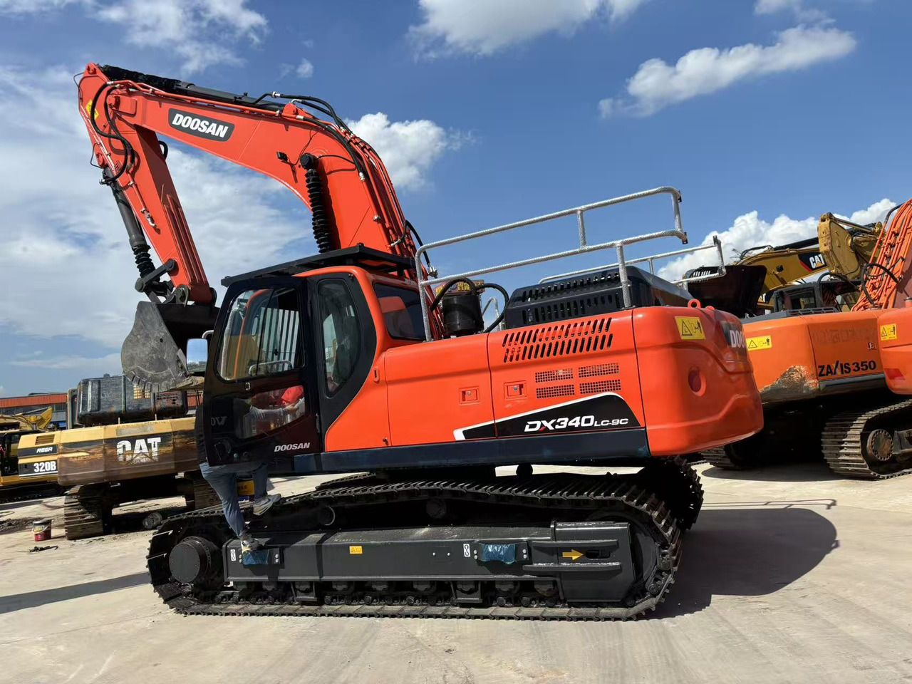 2023 Doosan DX340LC-9C crawler excavator side view