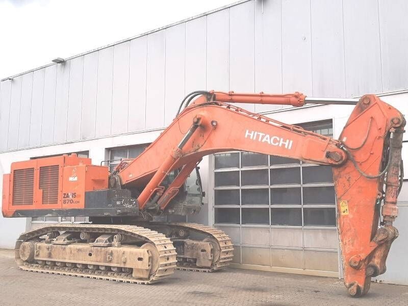 2012 Hitachi Zaxis 870LCH crawler excavator, side view 2012 Hitachi Zaxis 870LCH crawler excavator, side view