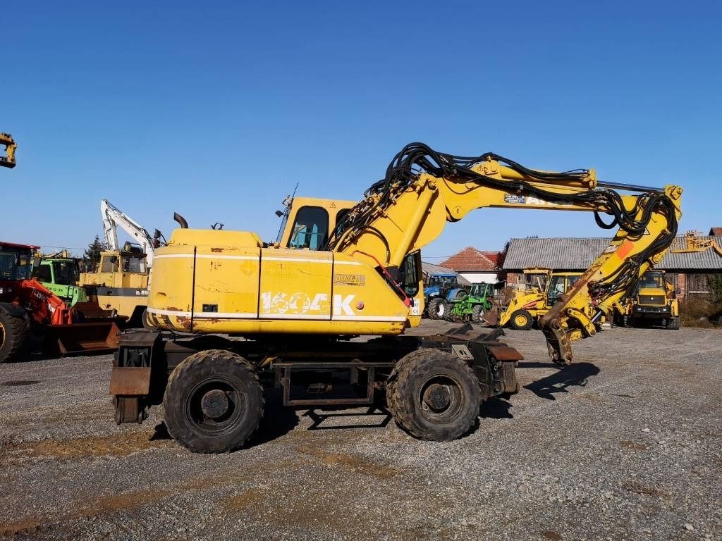 2000 Atlas 1604 KZW wheel excavator side view