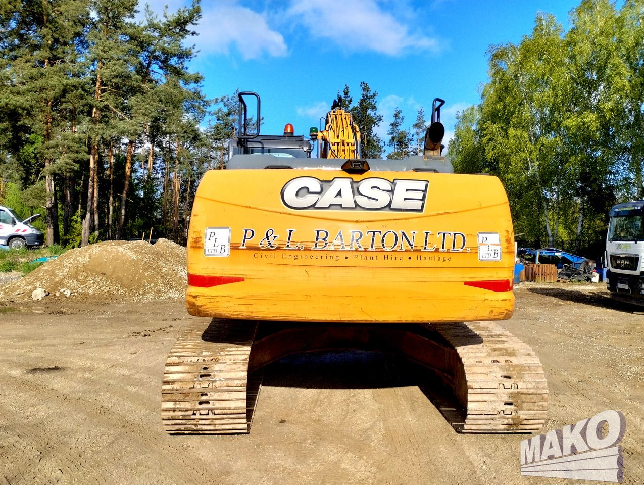 2015 CASE CX250D crawler excavator rear view