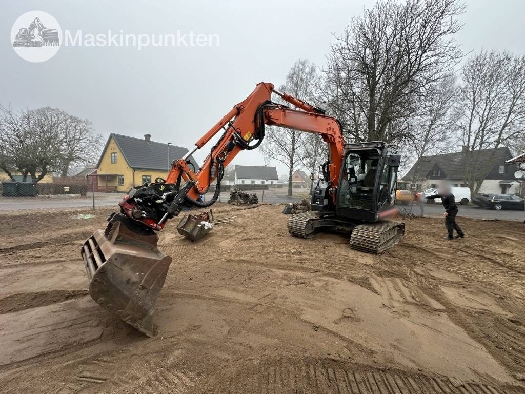 2018 Hitachi ZX85US-5A mini excavator, side view 2018 Hitachi ZX85US-5A mini excavator, side view