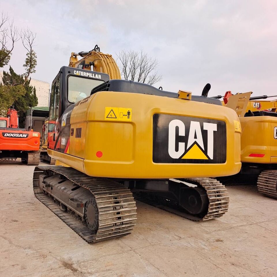 2024 Caterpillar 320D Raupenbagger Ansicht von hinten dreiviertel 2024 Caterpillar 320D Raupenbagger Ansicht von hinten dreiviertel