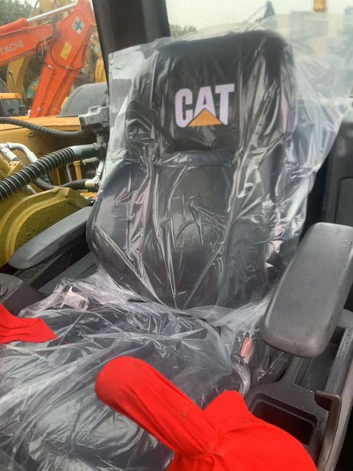 2018 Caterpillar 329D crawler excavator interior view