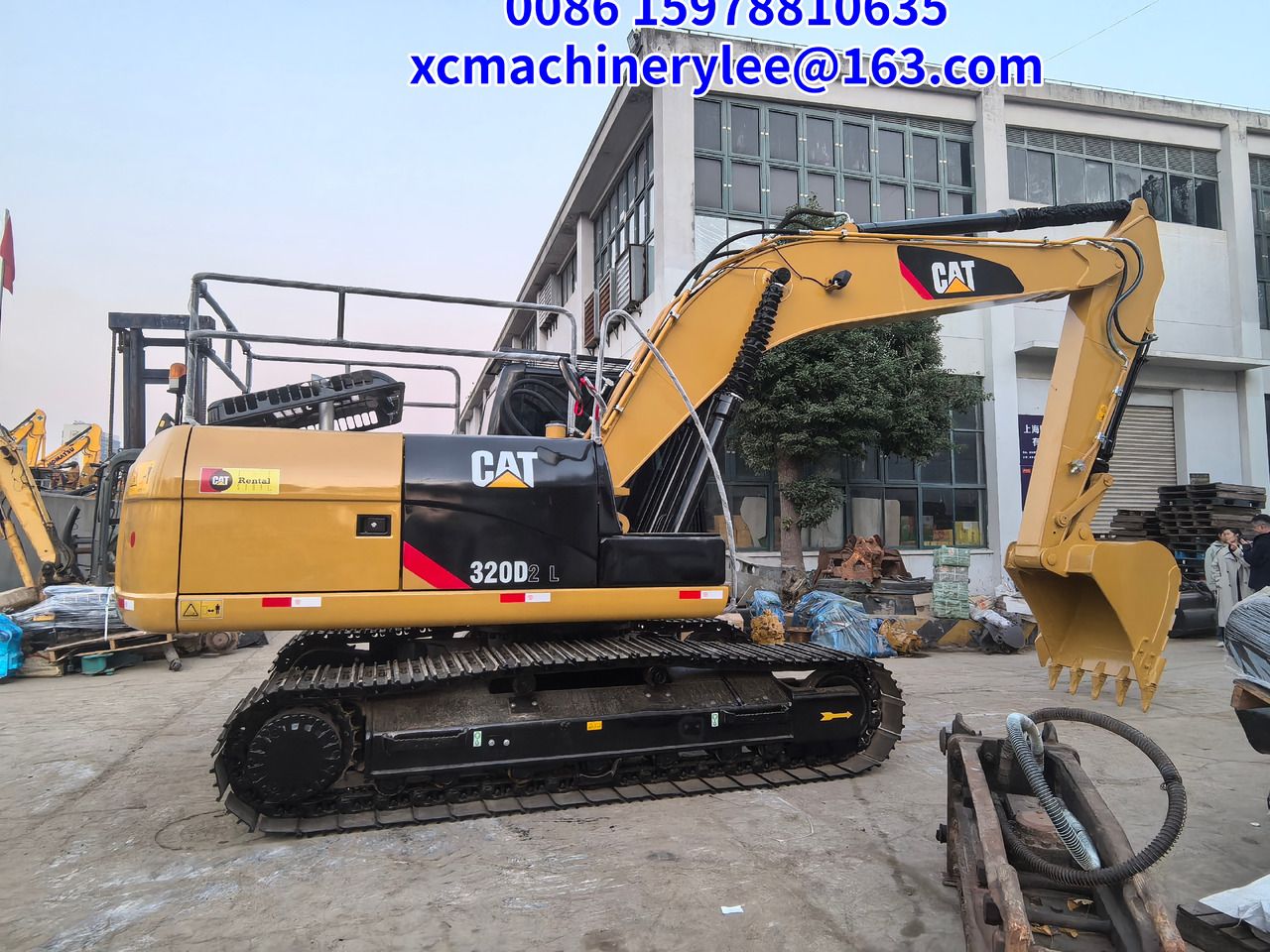2023 Caterpillar 320D2 L paletli ekskavatör, yan görünüm 2023 Caterpillar 320D2 L paletli ekskavatör, yan görünüm