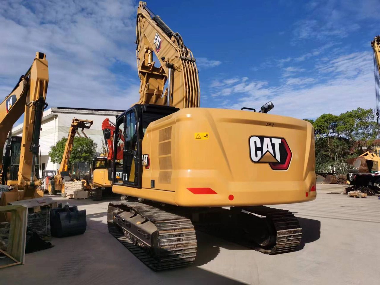 2022 Caterpillar 320GC crawler excavator rear view