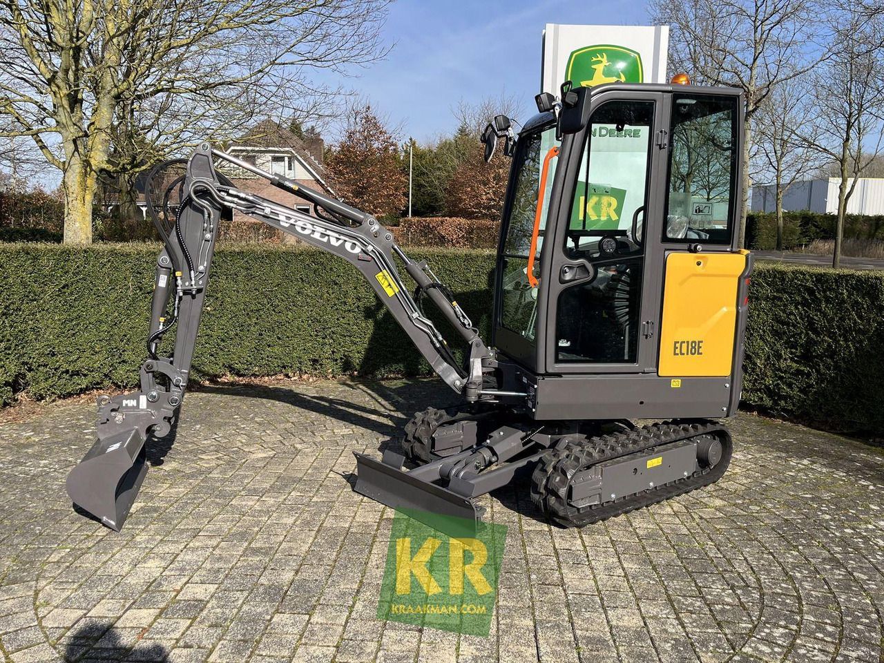2026 Volvo EC18E crawler excavator, side view 2026 Volvo EC18E crawler excavator, side view