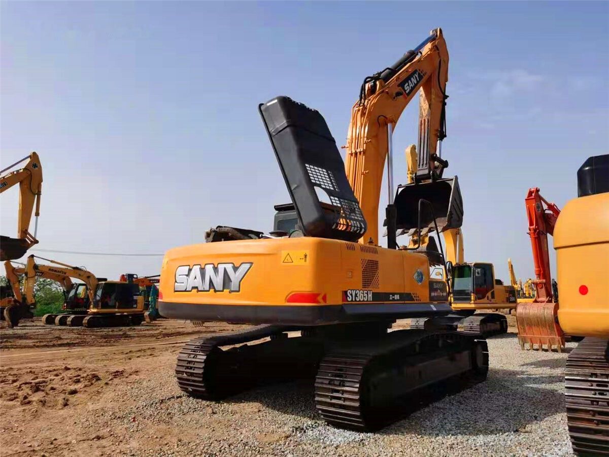2022 Sany SY365H crawler excavator, rear three-quarter view 2022 Sany SY365H crawler excavator, rear three-quarter view