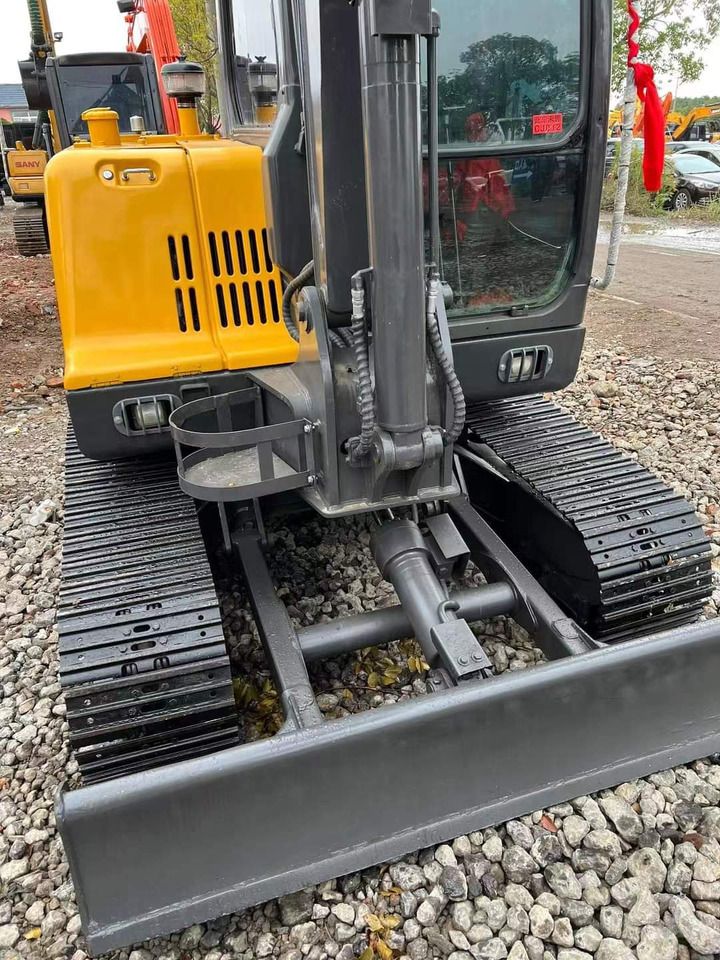 2024 Volvo EC60D mini excavator front view with blade 2024 Volvo EC60D mini excavator front view with blade