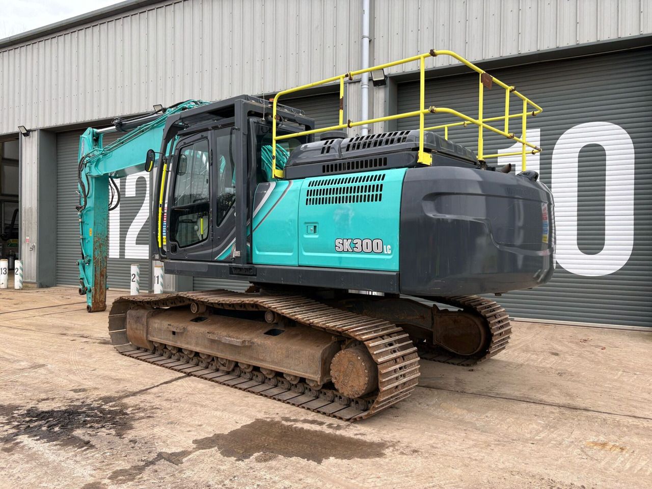 2021 Kobelco SK300LC crawler excavator, rear three-quarter view 2021 Kobelco SK300LC crawler excavator, rear three-quarter view