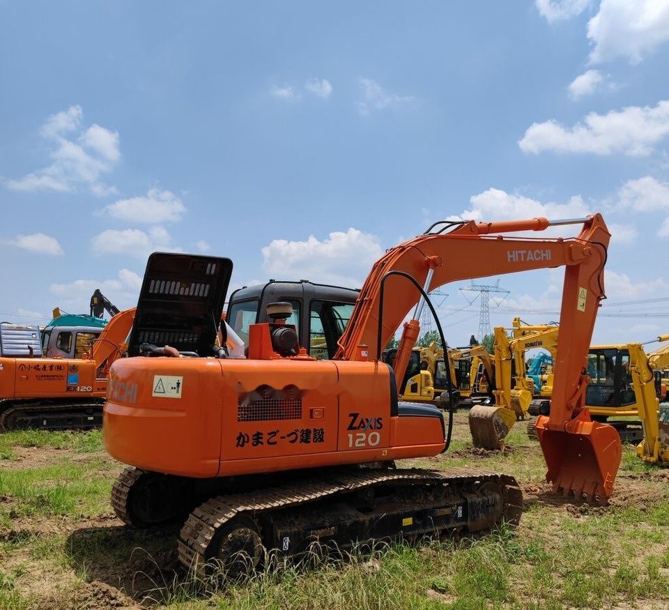 Hitachi Zaxis 120 crawler excavator, rear three-quarter view Hitachi Zaxis 120 crawler excavator, rear three-quarter view