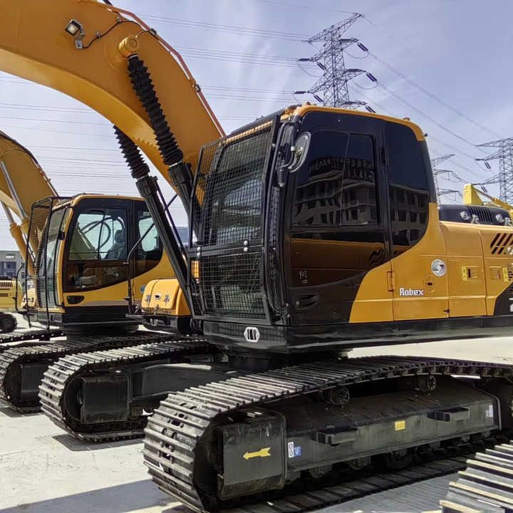 2022 Hyundai 215 Robex crawler excavator, side view 2022 Hyundai 215 Robex crawler excavator, side view