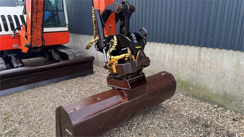 2007 Terex TC75 crawler excavator attachment view 2007 Terex TC75 crawler excavator attachment view