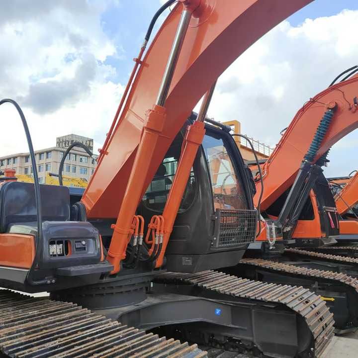 2023 Hitachi ZX200 crawler excavator side view 2023 Hitachi ZX200 crawler excavator side view