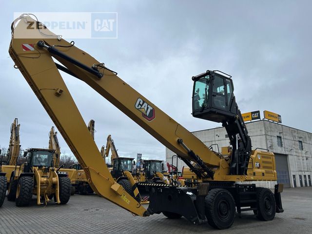 2022 Caterpillar MH3040-07A material handler, side view
