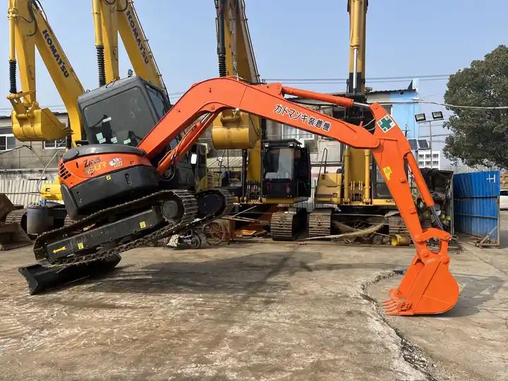 Escavatore Cingolato Hitachi ZX55 2020