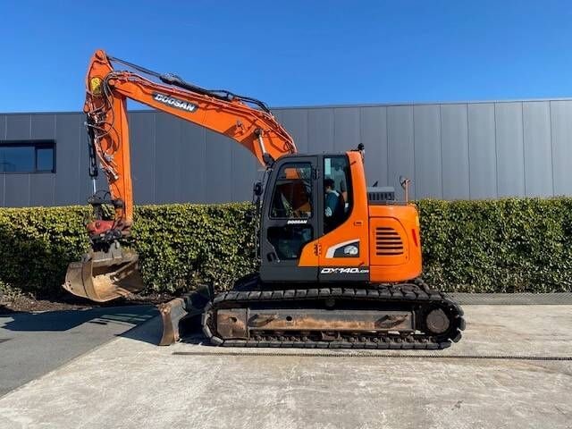 2020 Doosan DX140LCR-5 Escavadora de Rastos