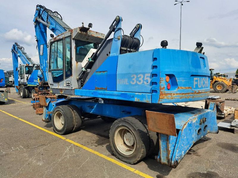2009 Fuchs MHL335 material handler, rear three-quarter view 2009 Fuchs MHL335 material handler, rear three-quarter view