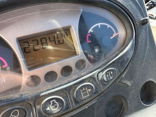 2018 Bobcat E26 mini excavator instrument cluster view 2018 Bobcat E26 mini excavator instrument cluster view