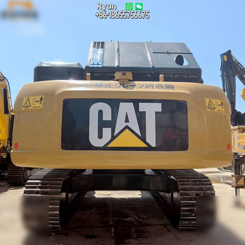 2023 Caterpillar 336D2 crawler excavator, rear view 2023 Caterpillar 336D2 crawler excavator, rear view