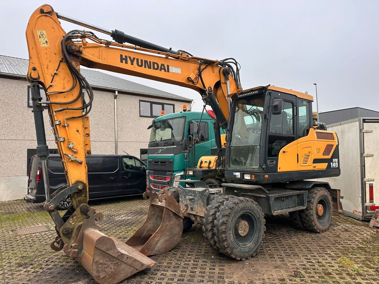 2017 Hyundai HW140 wheel excavator, side view