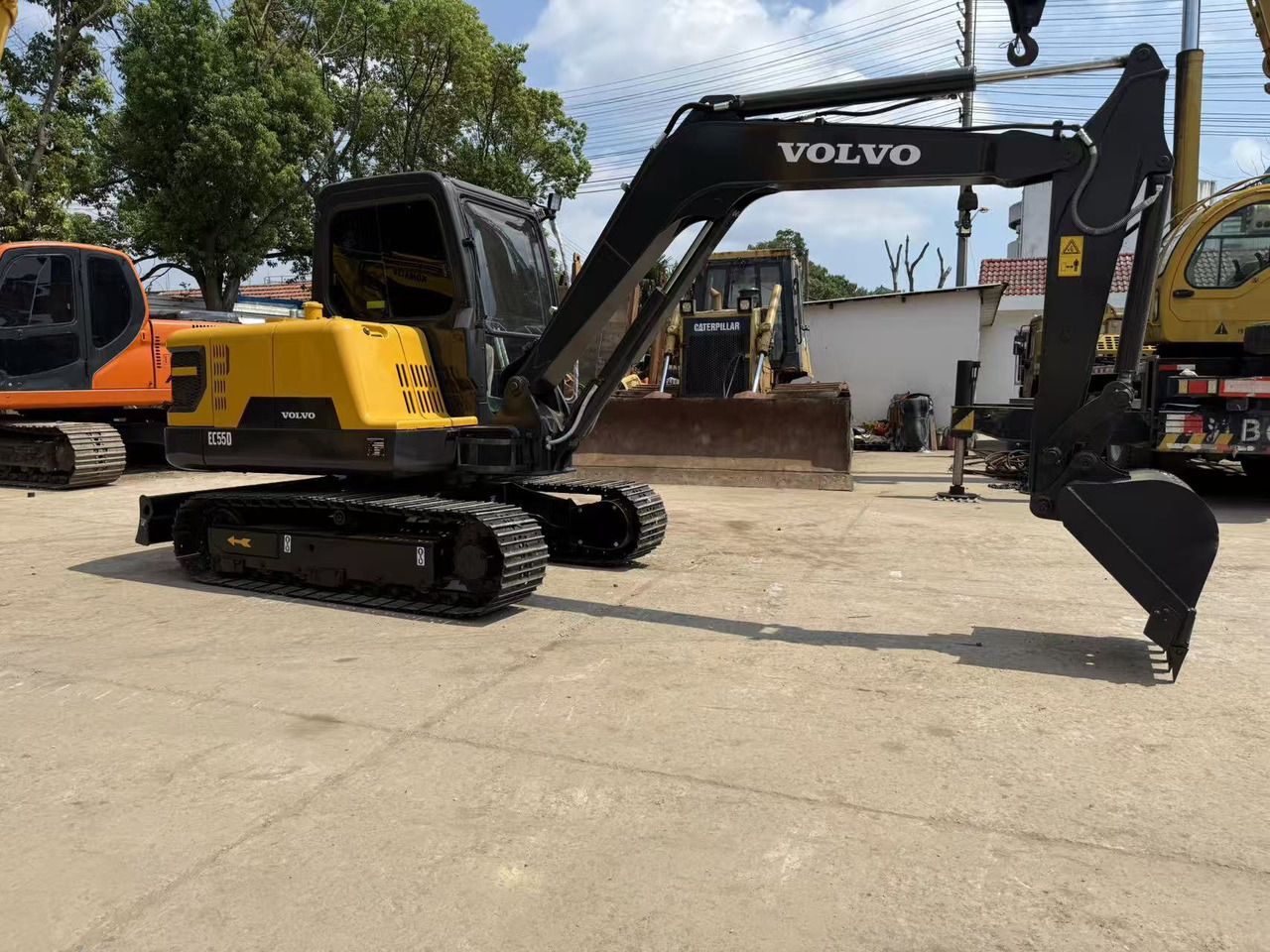 2022 Volvo EC55D mini excavator, side profile view 2022 Volvo EC55D mini excavator, side profile view