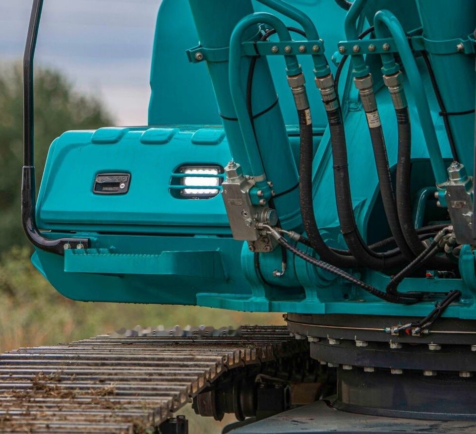 2024 Sunward SWE 335F mini excavator side view of the upper structure