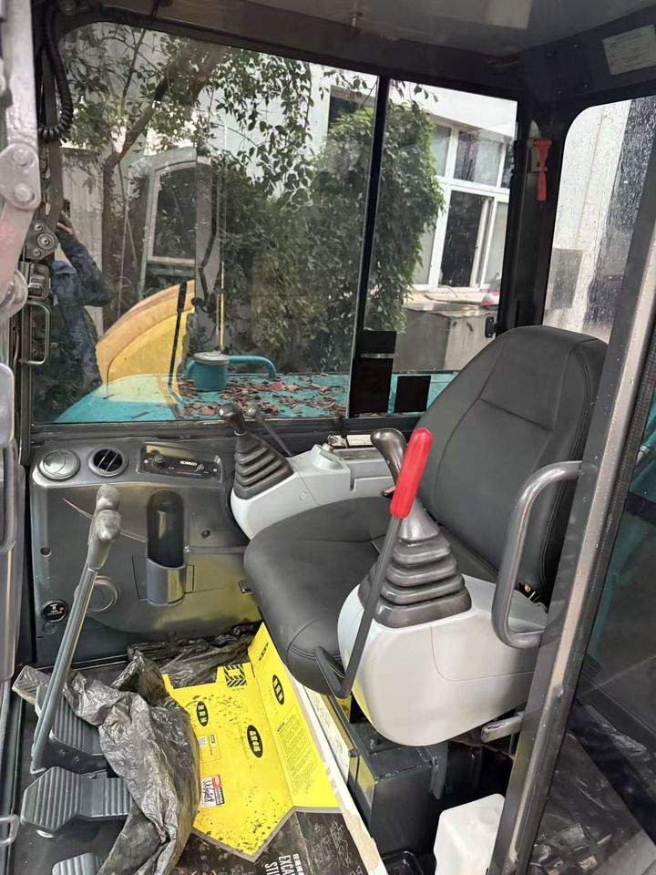2018 Kobelco SK60-8 mini excavator interior cab view