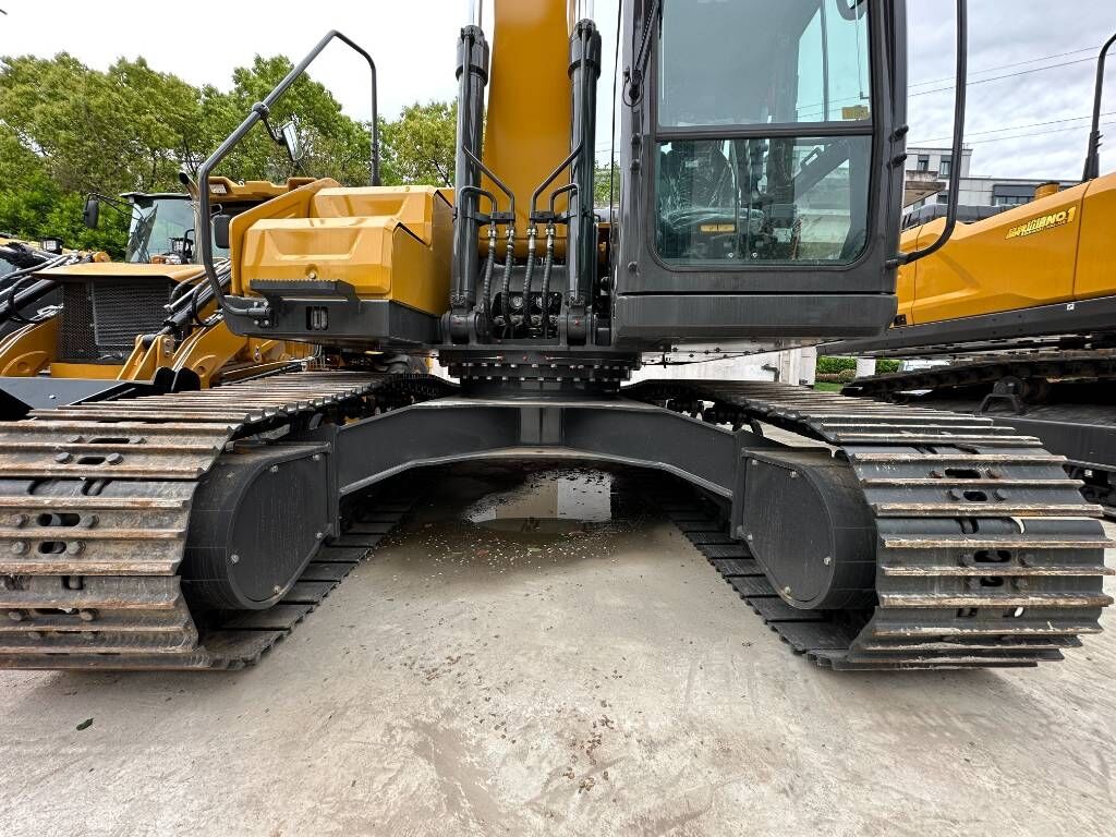 2026 XCMG XE200GA crawler excavator, front view of undercarriage and cab