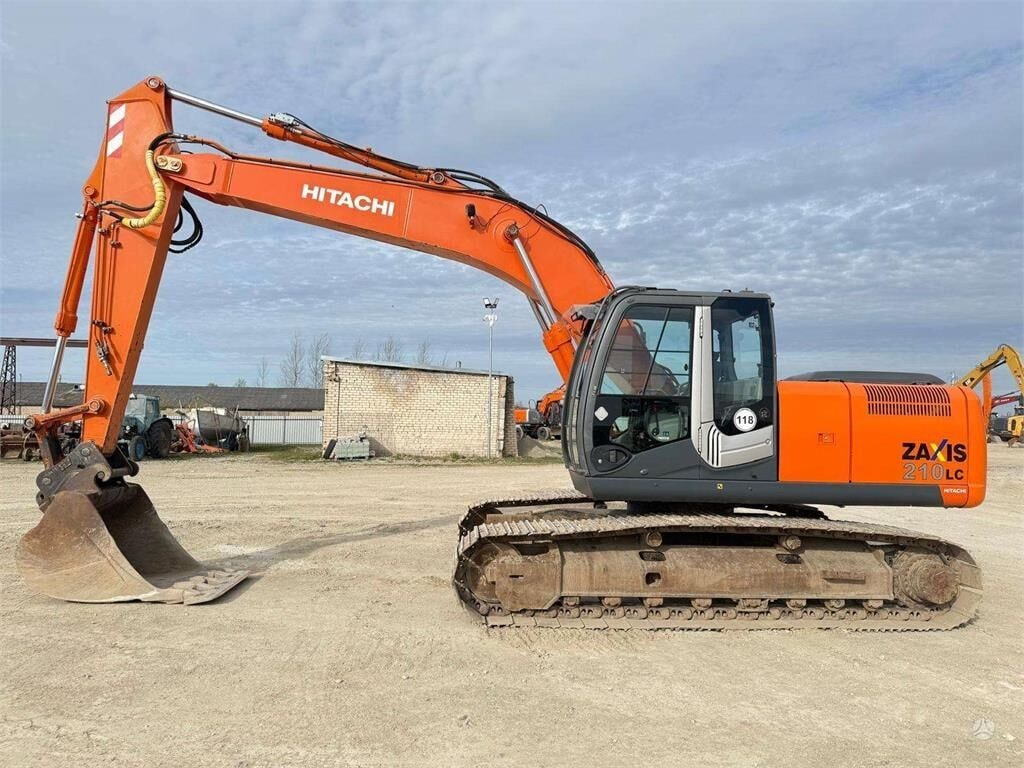 2009 Hitachi Zaxis 210LC crawler excavator, side view 2009 Hitachi Zaxis 210LC crawler excavator, side view