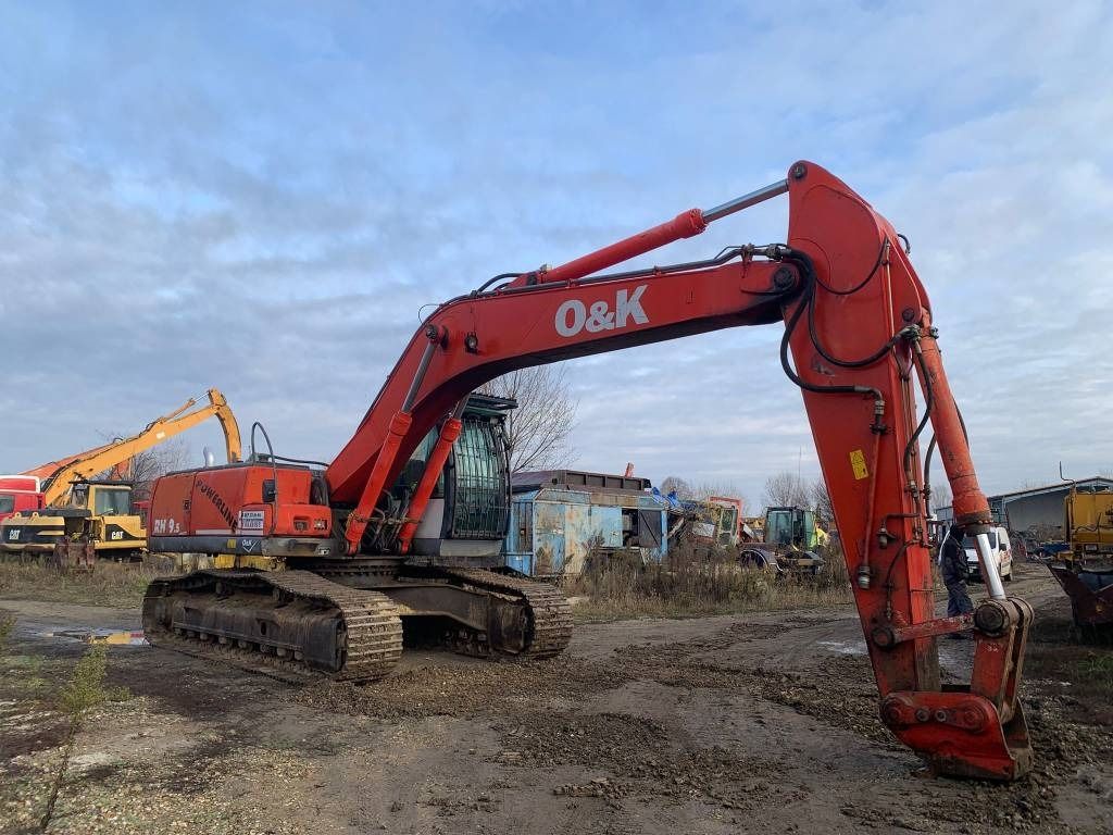 2003 O&K RH9.5 crawler excavator side view 2003 O&K RH9.5 crawler excavator side view