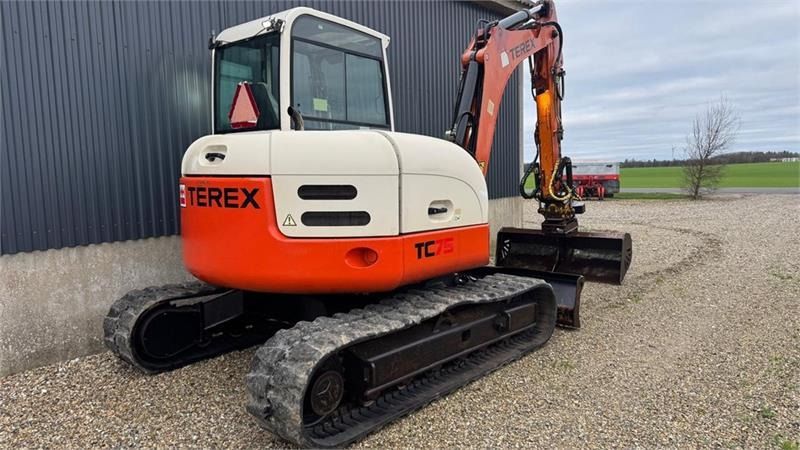 2007 Terex TC75 crawler excavator, rear three-quarter view 2007 Terex TC75 crawler excavator, rear three-quarter view