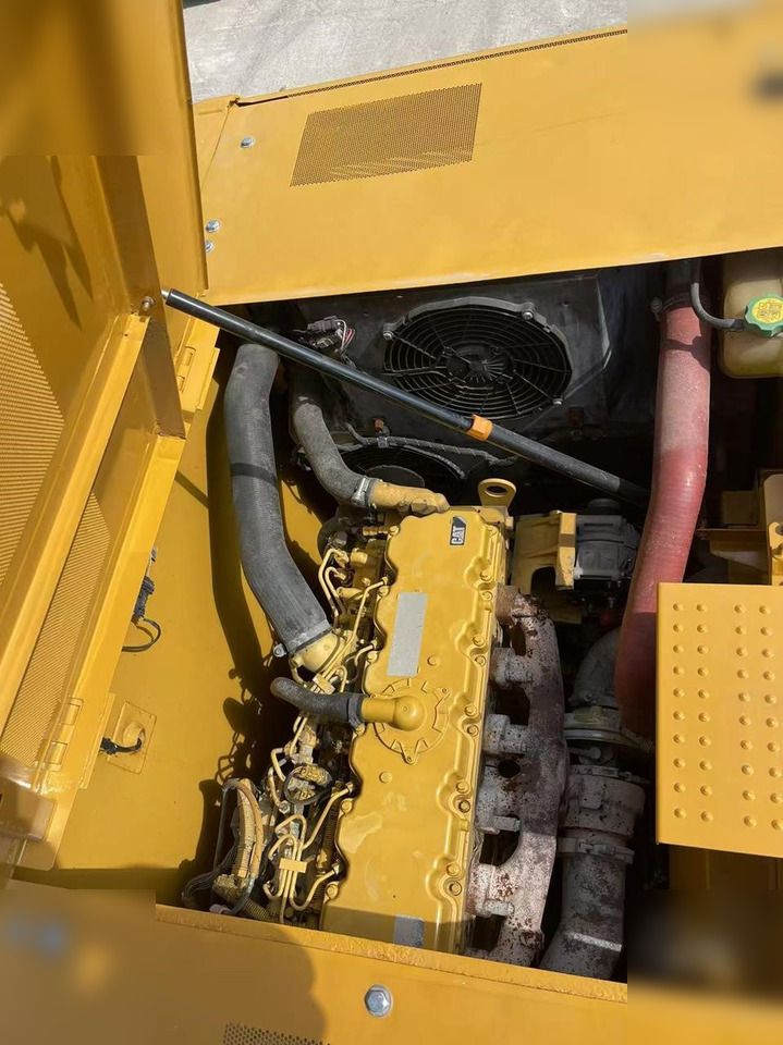 2024 Caterpillar 323 crawler excavator engine compartment view 2024 Caterpillar 323 crawler excavator engine compartment view
