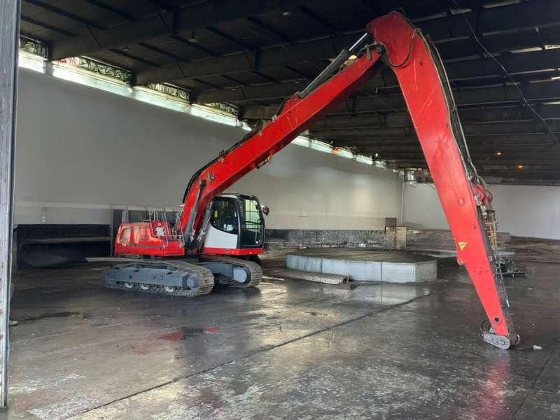 2018 Liebherr R922LC material handler, side profile view 2018 Liebherr R922LC material handler, side profile view