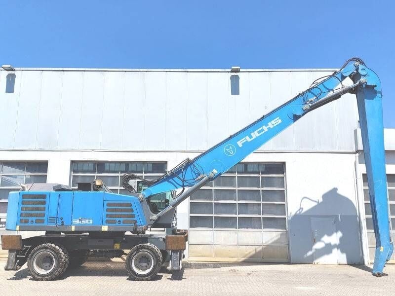2016 Fuchs MHL360 F material handler, side view