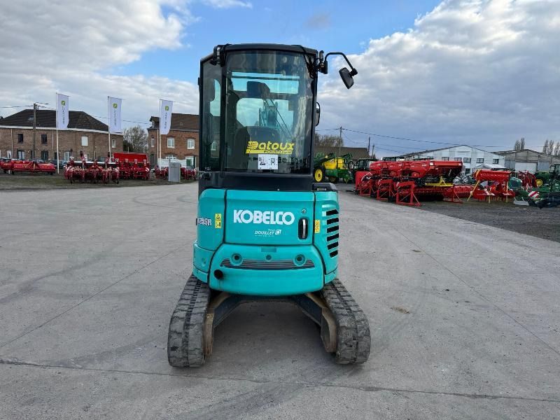 2018 Kobelco SK25SR-6E mini excavator, front view 2018 Kobelco SK25SR-6E mini excavator, front view
