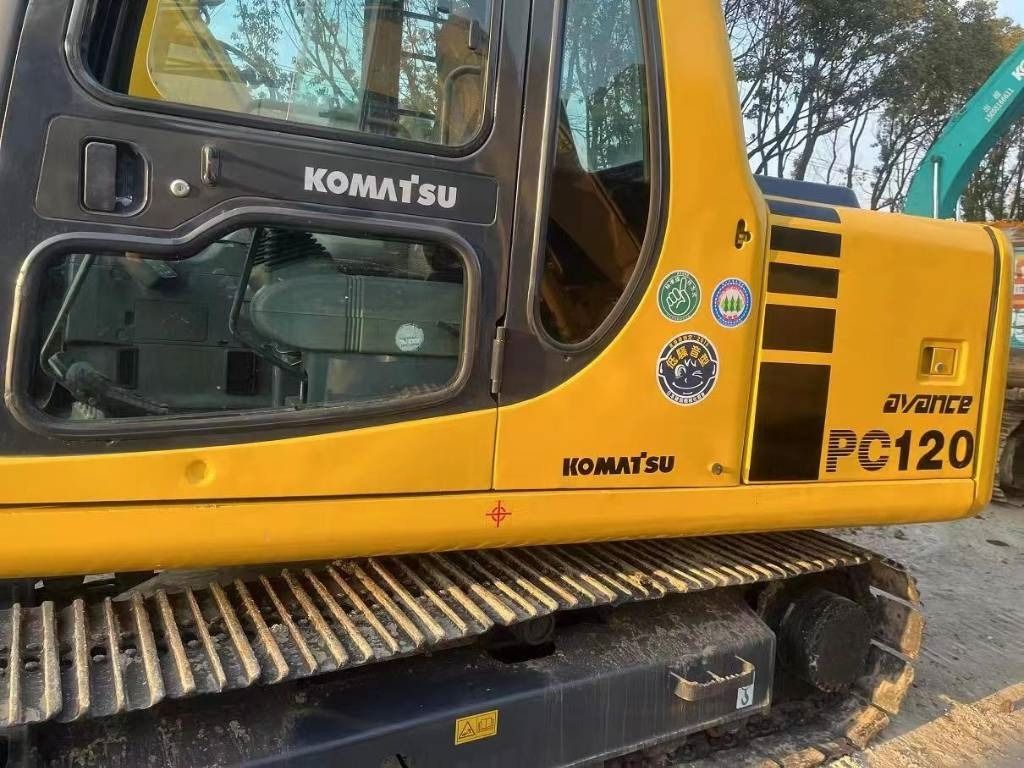 2020 Komatsu PC120 Avance mini excavator side view 2020 Komatsu PC120 Avance mini excavator side view
