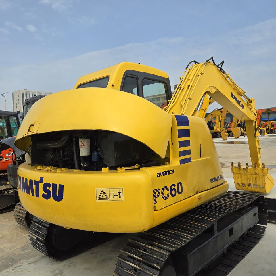 2020 Komatsu PC60 mini excavator rear view 2020 Komatsu PC60 mini excavator rear view