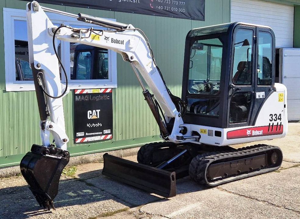 2002 Bobcat 334 mini excavator, side profile view 2002 Bobcat 334 mini excavator, side profile view