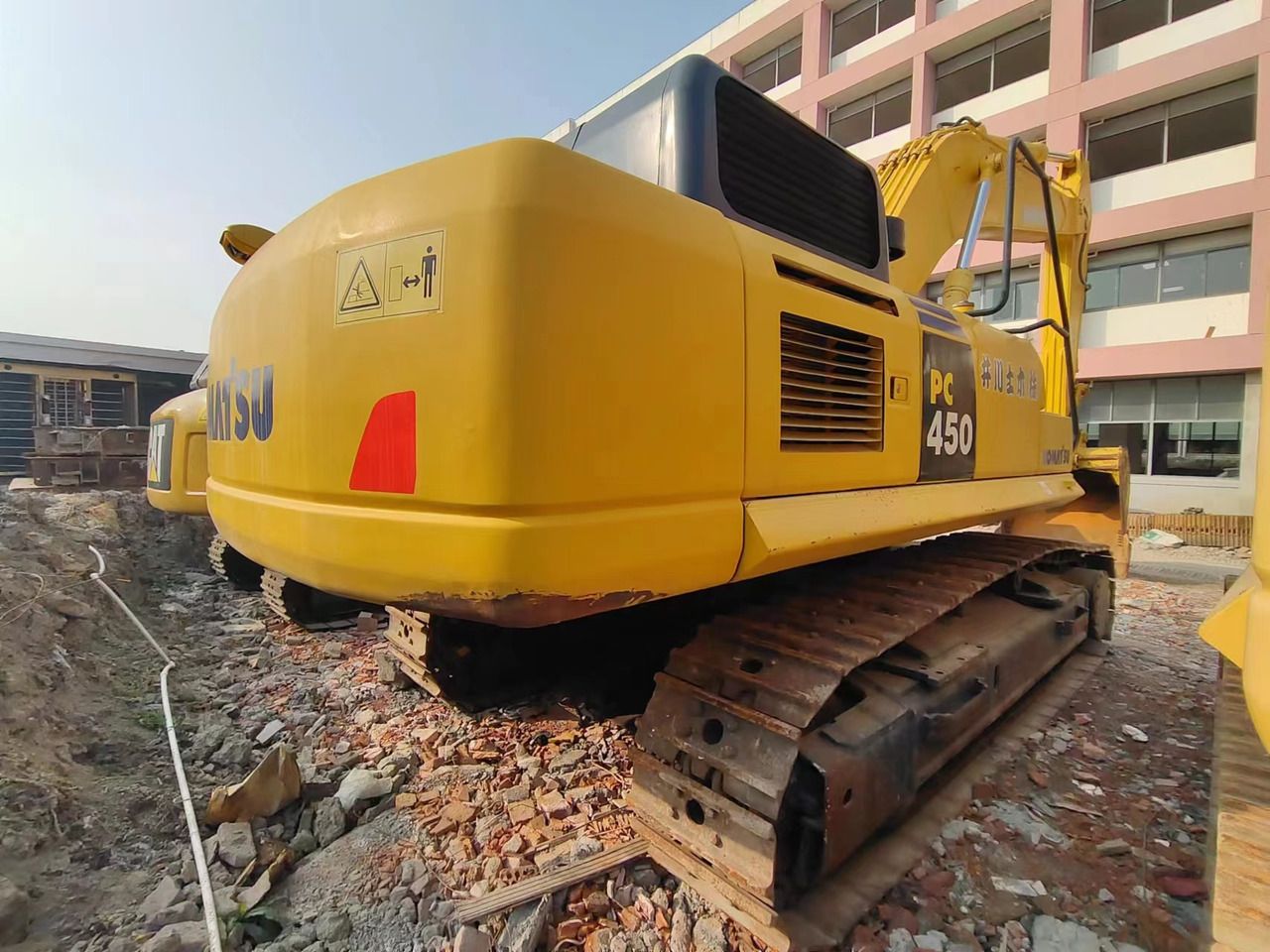 2020 Komatsu PC450-8 crawler excavator, rear three-quarter view