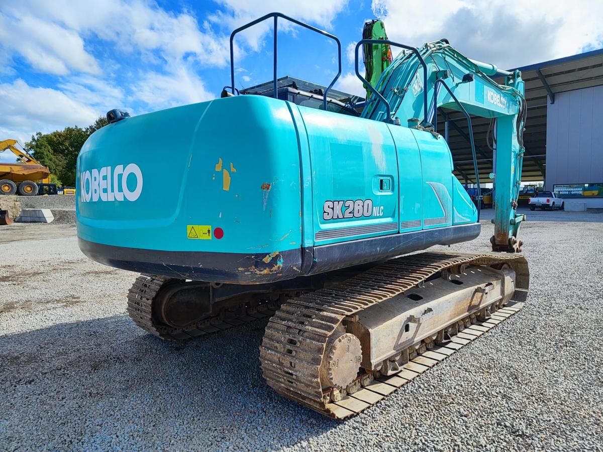2015 Kobelco SK260NLC-9 crawler excavator, rear three-quarter view 2015 Kobelco SK260NLC-9 crawler excavator, rear three-quarter view