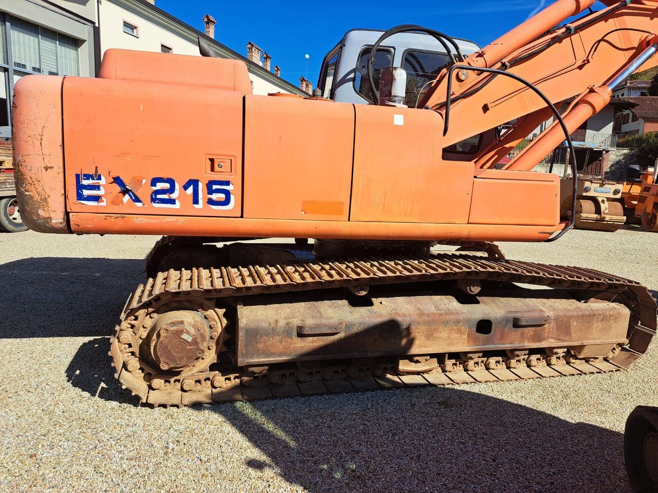 1998 Fiat-Hitachi EX 215 crawler excavator side view 1998 Fiat-Hitachi EX 215 crawler excavator side view