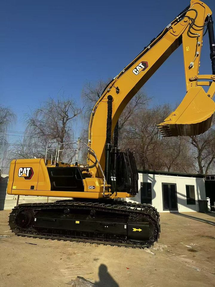 2024 Caterpillar 345GC crawler excavator side profile view