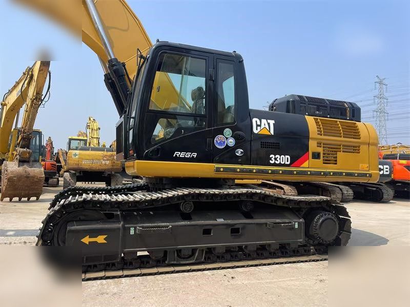 2024 Caterpillar 330D crawler excavator side view 2024 Caterpillar 330D crawler excavator side view