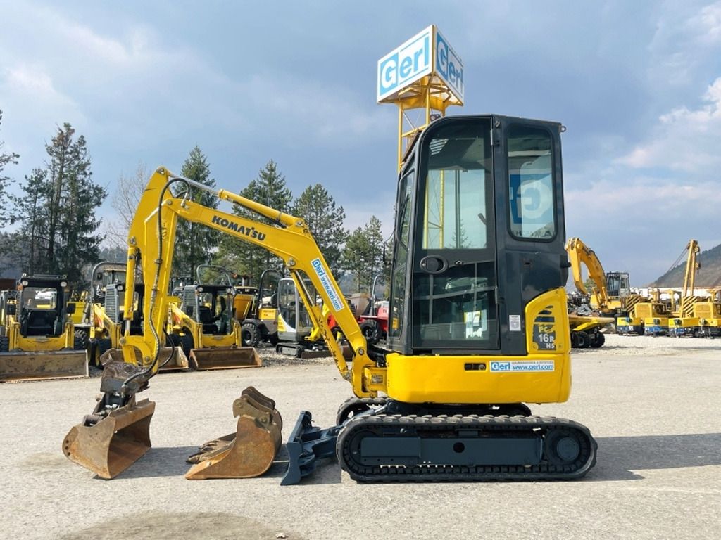 2014 Komatsu PC16R-3HS mini excavator, side view 2014 Komatsu PC16R-3HS mini excavator, side view