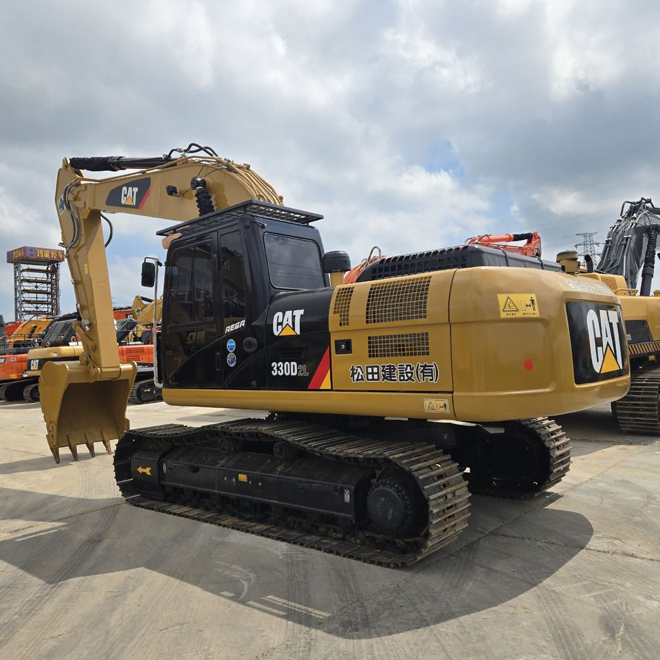 2024 Caterpillar 330D2L crawler excavator, rear three-quarter view 2024 Caterpillar 330D2L crawler excavator, rear three-quarter view