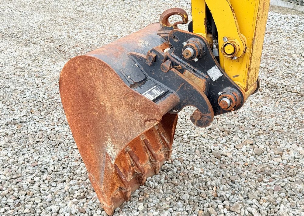 2019 Caterpillar 308CR mini excavator bucket and quick coupler