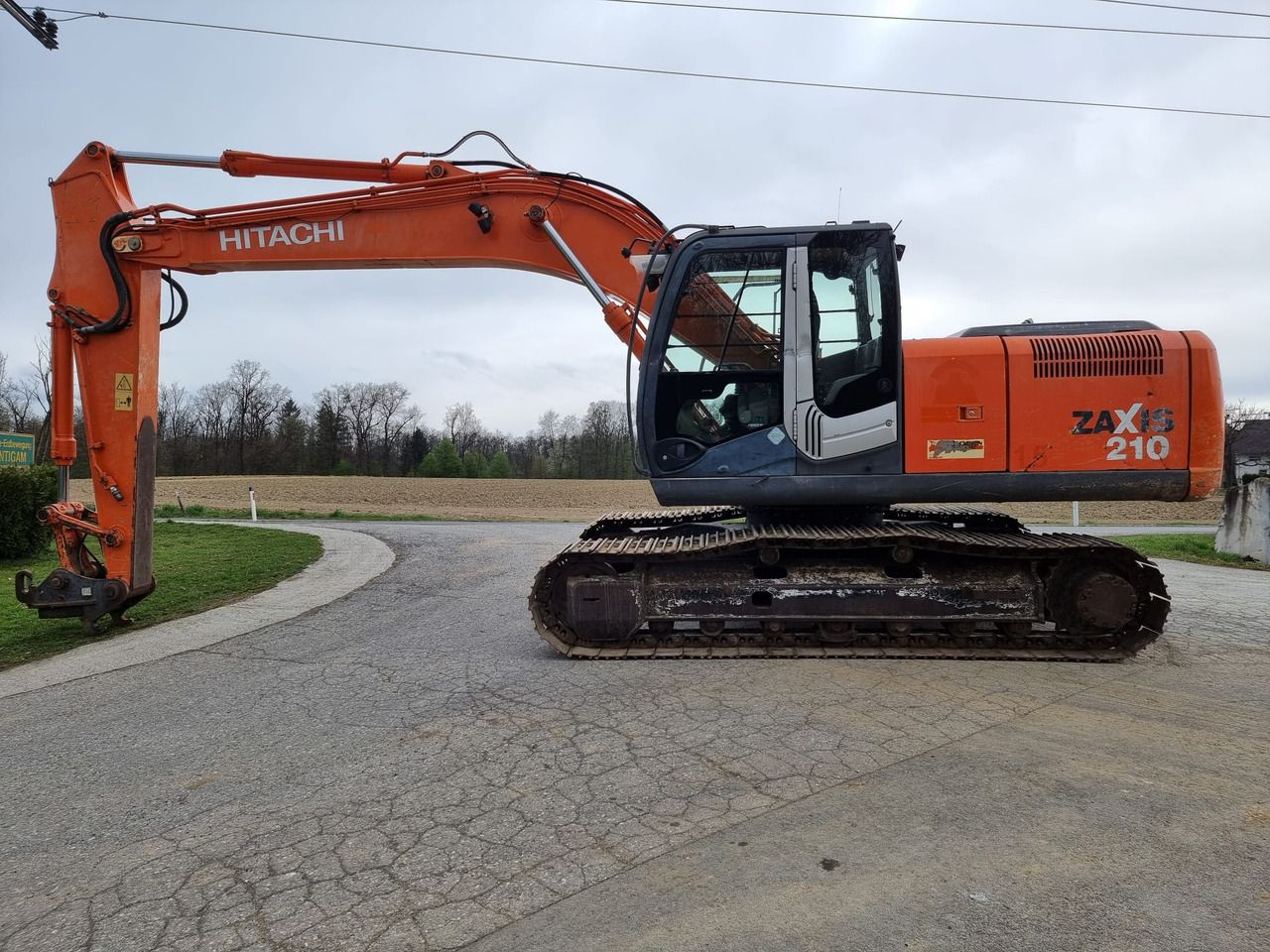 2008 Hitachi Zaxis 210 crawler excavator side view